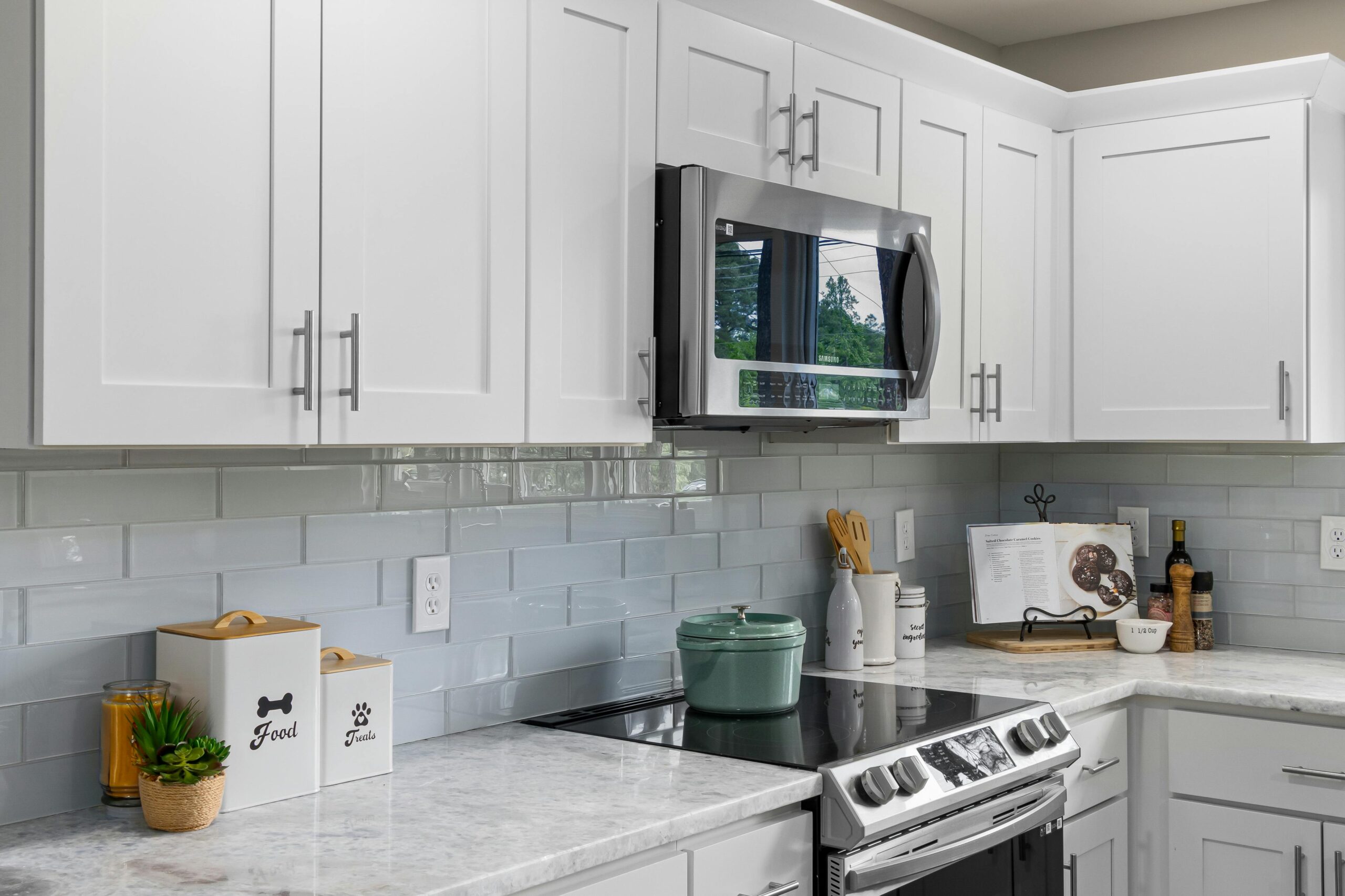  Cabinet & Countertop Makeover Cincinnati OH