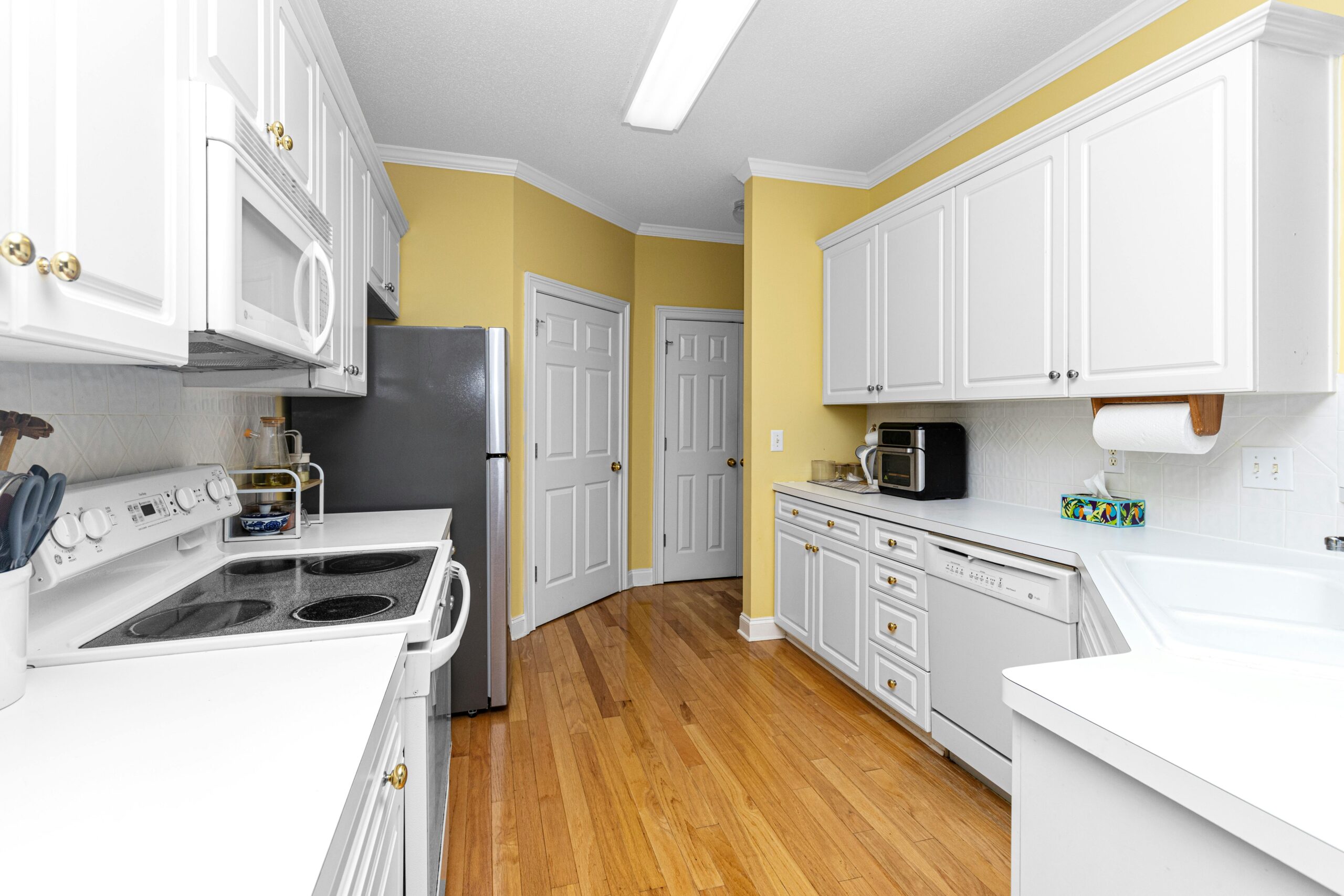 Kitchen Cabinet Refinishing Cincinnati OH